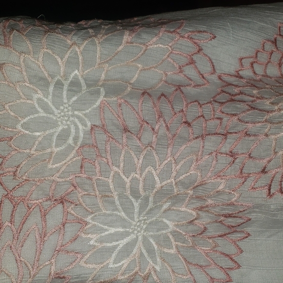 Papaya s silk halter top gorgeously embroidered lotus flowers - Picture 5 of 12